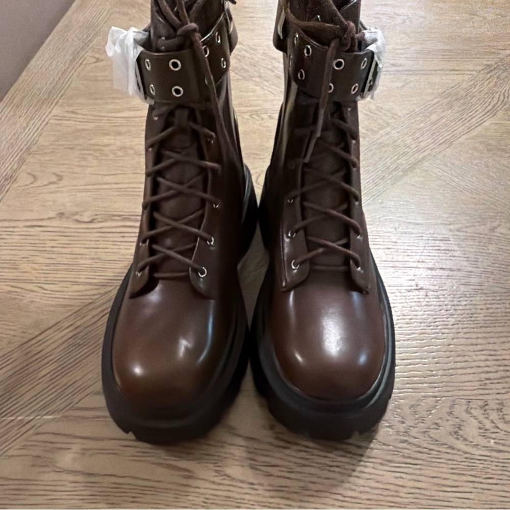NEWBELLA Combat Boots For Women Lace Up Platform Ankle Booties Size 8 - Picture 2 of 5